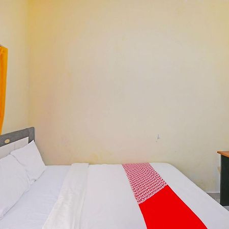 Oyo 91445 Sandat Guest House Denpasar Kültér fotó