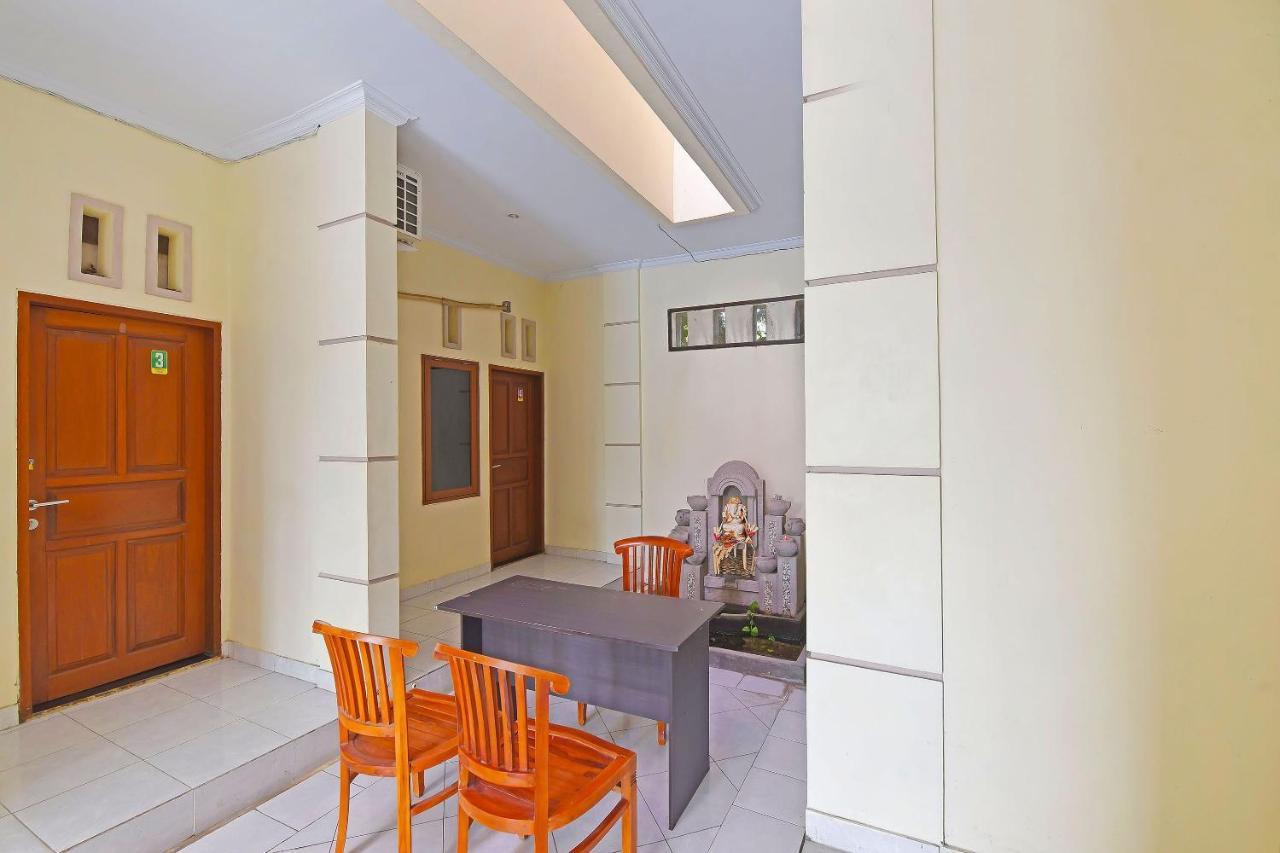Oyo 91445 Sandat Guest House Denpasar Kültér fotó