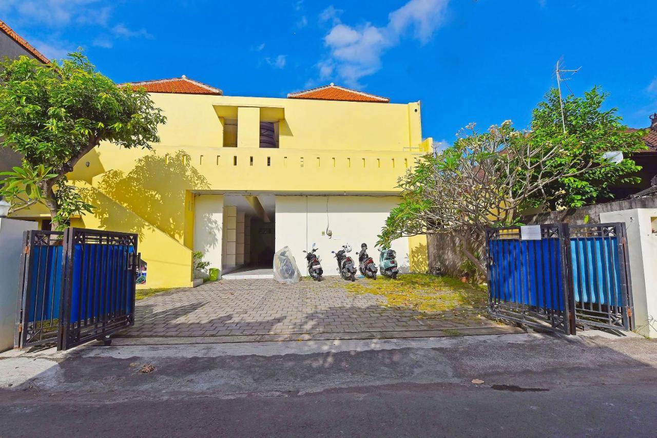 Oyo 91445 Sandat Guest House Denpasar Kültér fotó