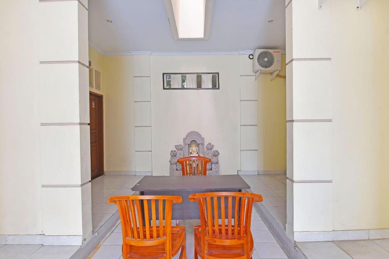 Oyo 91445 Sandat Guest House Denpasar Kültér fotó